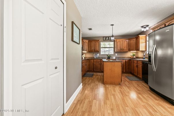 Interior, Kitchen, Pendant Lights, Wood Texture Flooring