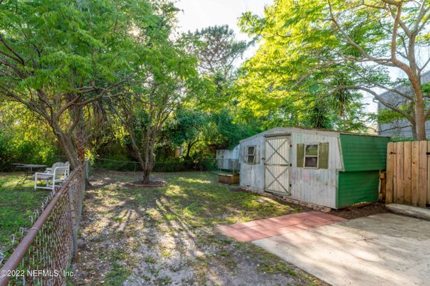 Backyard, Exterior
