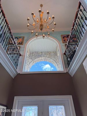 Chandelier, Interior