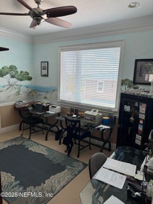 Home Office, Interior