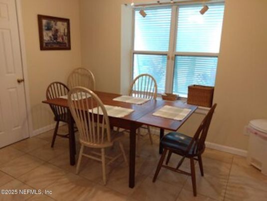 Dining room, Interior