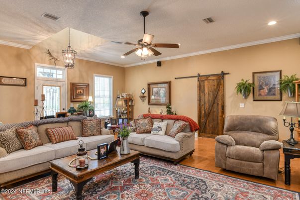 Interior, Living room, Pendant Lights, Recessed Lighting, Wood Texture Flooring