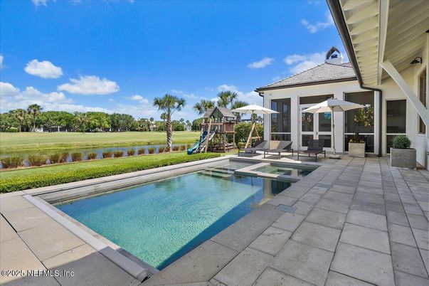 Exterior, Playground, Pool