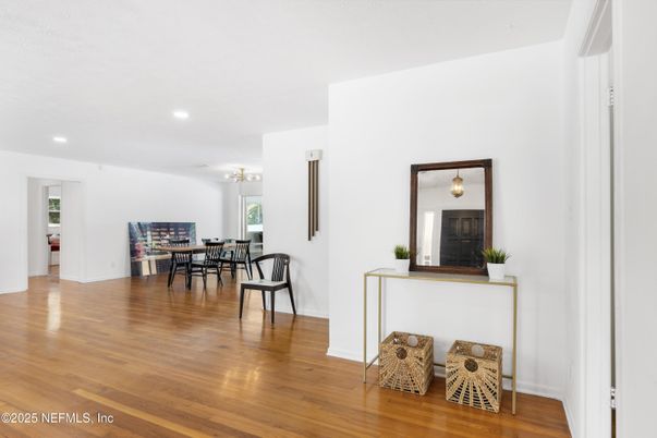 Dining room, Interior, Recessed Lighting, Wood Texture Flooring