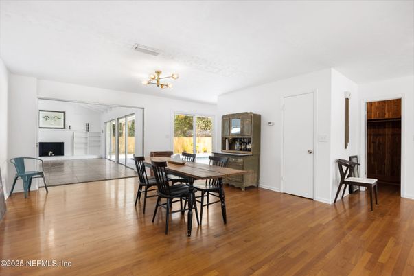 Chandelier, Dining room, Fireplace, Interior, Wood Texture Flooring