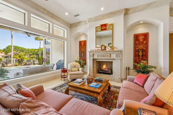 Fireplace, Interior, Living room, Recessed Lighting