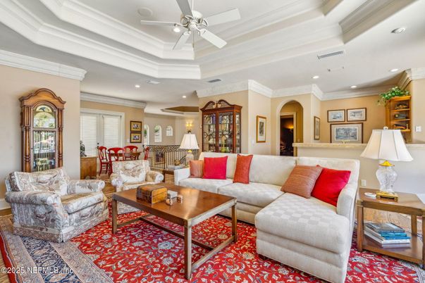 Dining room, Interior, Living room, Recessed Lighting