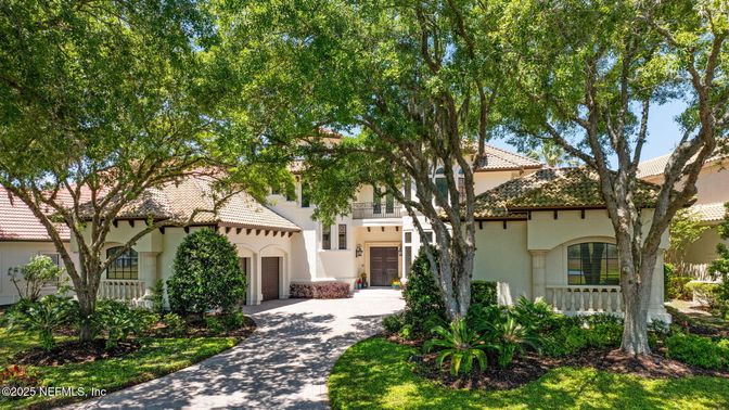 Attached, Exterior, Facade, Spanish Mediterranean