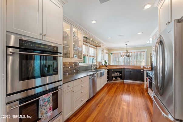 Chandelier, Interior, Kitchen, Recessed Lighting, Stainless Steel Appliances, Wood Texture Flooring