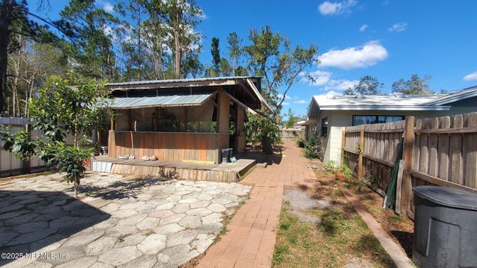 Exterior, Hot Tub