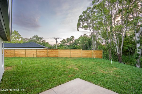 Backyard, Exterior