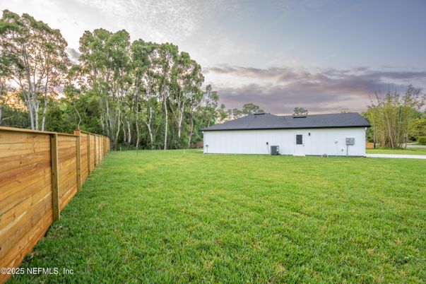 Backyard, Exterior