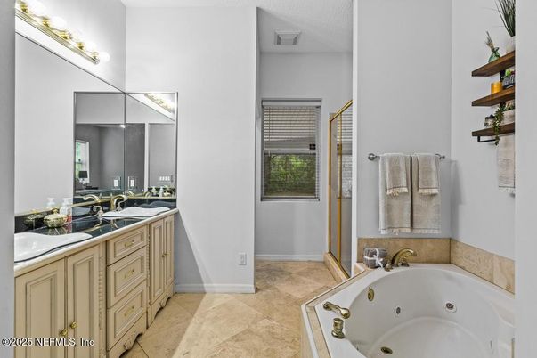 Bathroom, Dual Sink Vanities, Interior