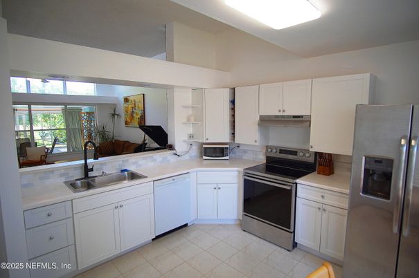 Interior, Kitchen, Stainless Steel Appliances