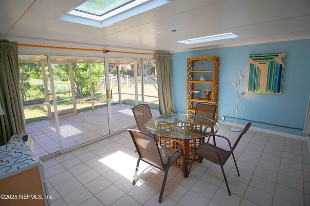 Dining room, Interior, Sun Room