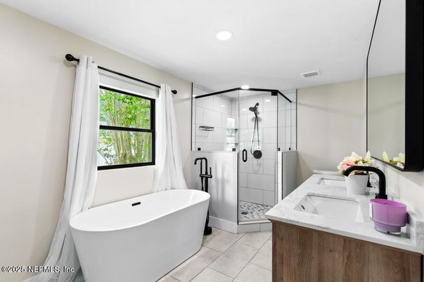 Bathroom, Dual Sink Vanities, Free Standing Baths, Glass Shower, Interior, Recessed Lighting