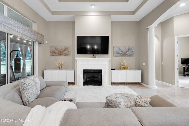 Fireplace, Interior, Living room, Recessed Lighting