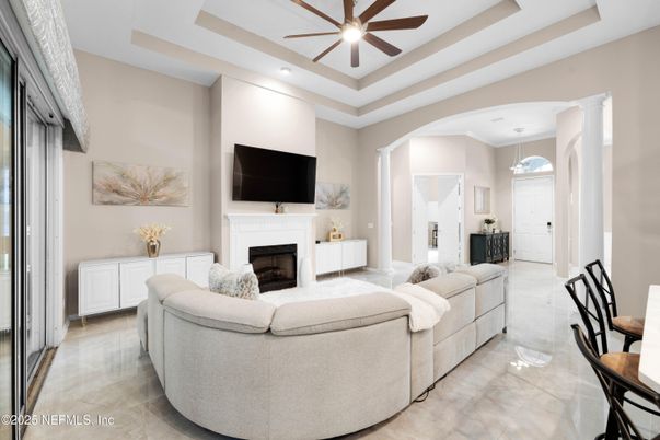 Fireplace, Interior, Living room, Pendant Lights, Recessed Lighting