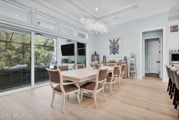 Chandelier, Dining room, Interior, Recessed Lighting, Wood Texture Flooring