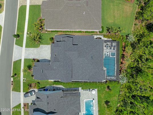 Exterior, Drone