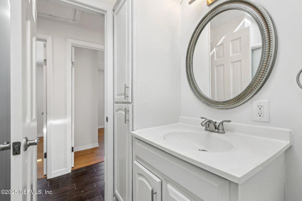 Bathroom, Interior, Wood Texture Flooring
