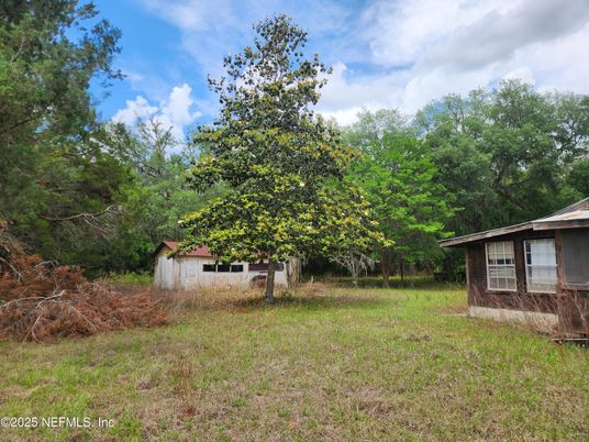 Backyard, Detached Garage, Exterior