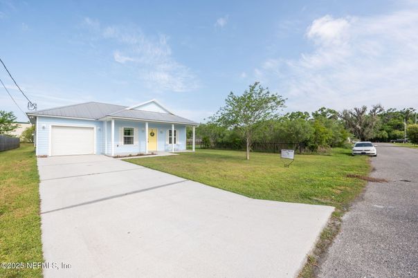 Attached, Backyard, Exterior, Facade, Ranch