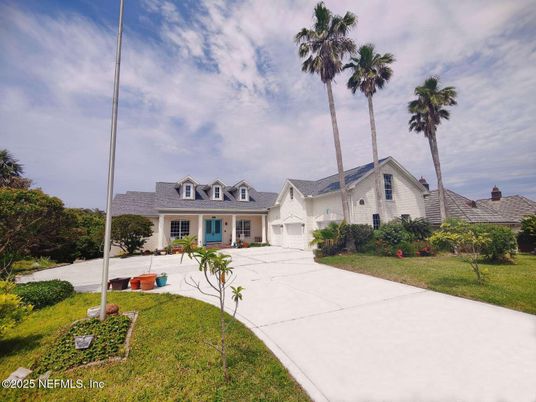 Attached, Backyard, Exterior, Facade, Farmhouse