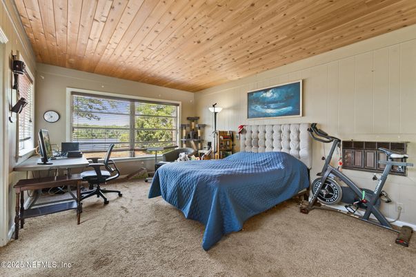 Bedroom, Fitness Equipment, Home Office, Interior, Wooden Ceilings