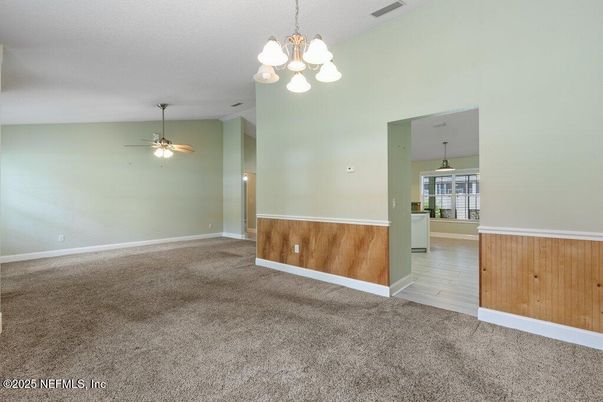 Empty room, Interior, Pendant Lights