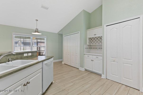 Interior, Kitchen, Pendant Lights, Wood Texture Flooring