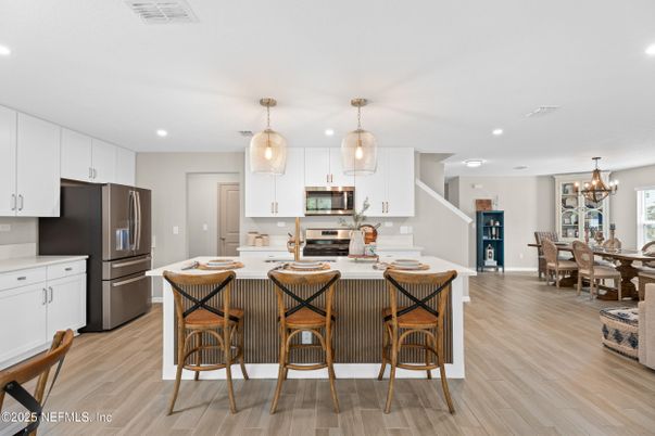 Chandelier, Dining room, Interior, Kitchen, Pendant Lights, Recessed Lighting, Wood Texture Flooring