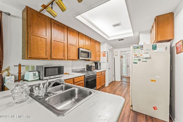 Interior, Kitchen, Wood Texture Flooring