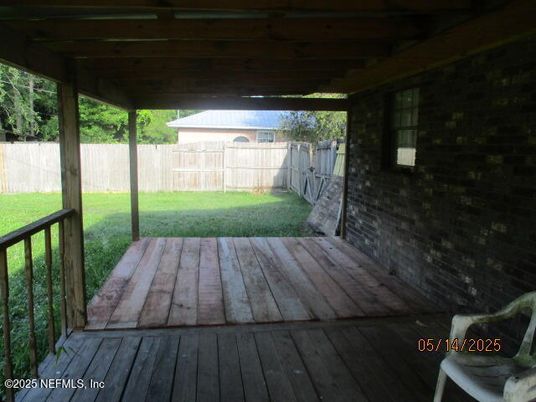 Backyard, Exterior