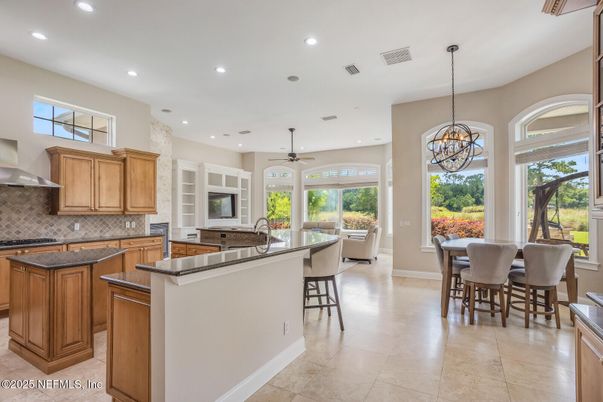 Chandelier, Dining room, Interior, Kitchen, Recessed Lighting