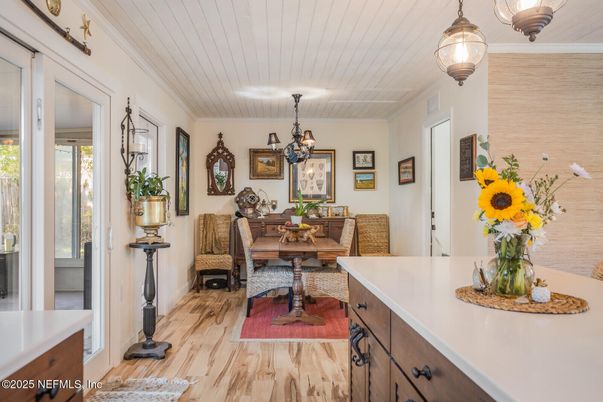 Chandelier, Dining room, Interior, Pendant Lights, Wood Texture Flooring