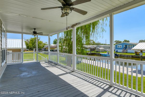 Exterior, Sun Room, Wood Texture Flooring