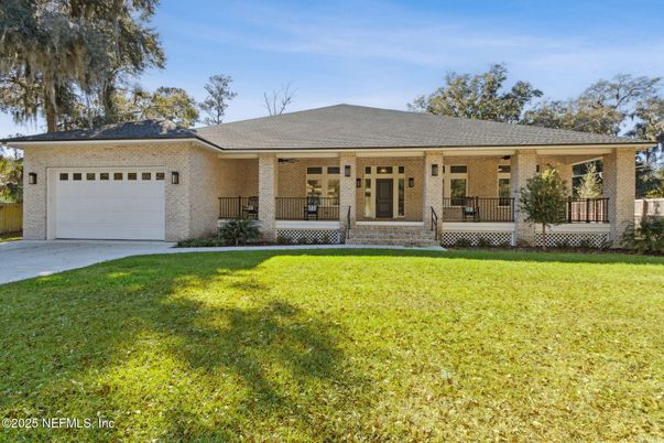 Attached, Exterior, Facade, Brick Facade, Ranch