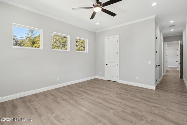 Empty room, Interior, Recessed Lighting, Wood Texture Flooring
