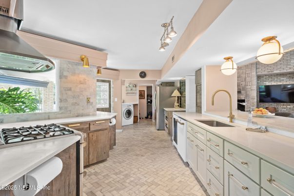 Interior, Kitchen, Pendant Lights, Stainless Steel Appliances, Stone Walls, Washer