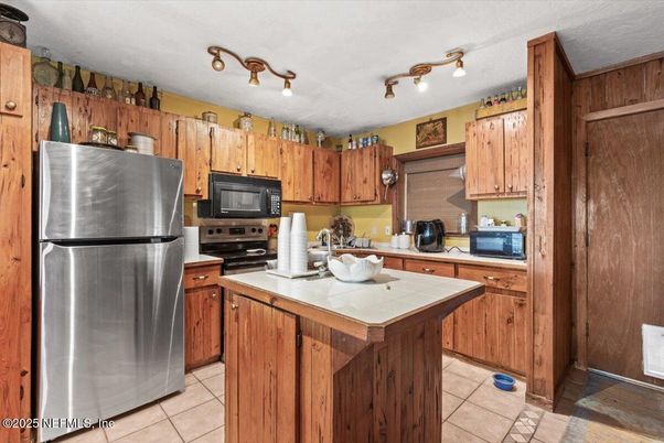 Interior, Kitchen, Tile Countertops