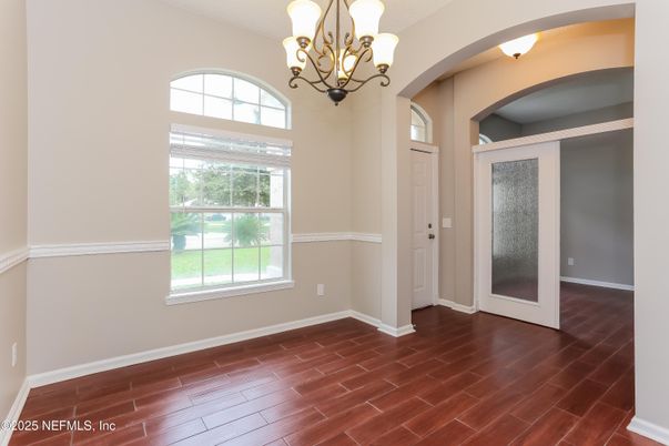 Chandelier, Empty room, Interior, Wood Texture Flooring