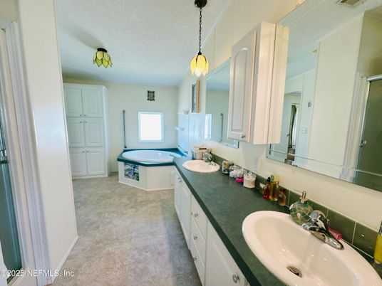 Bathroom, Dual Sink Vanities, Interior, Pendant Lights