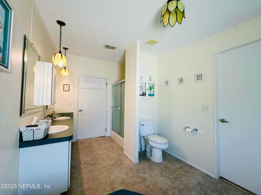 Bathroom, Interior, Pendant Lights