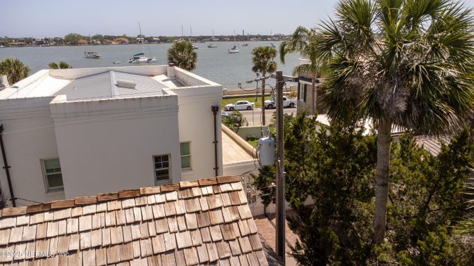 Exterior, Water