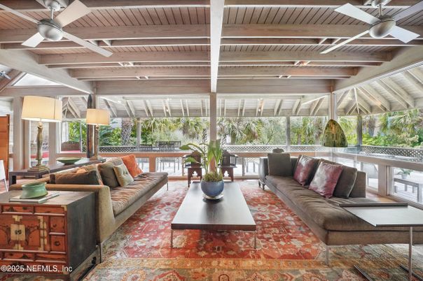 Interior, Living room, Sun Room, Wooden Beams, Wooden Ceilings
