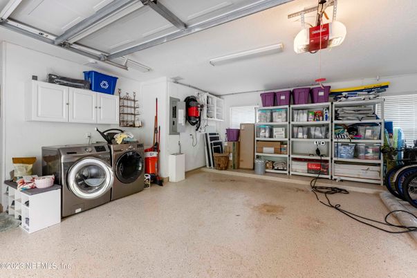 Garage, Interior, Washer