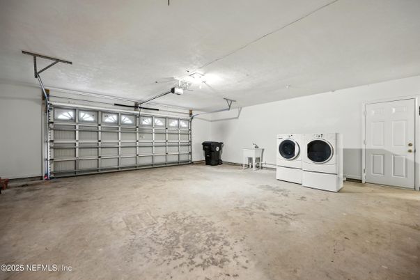 Garage, Interior, Washer