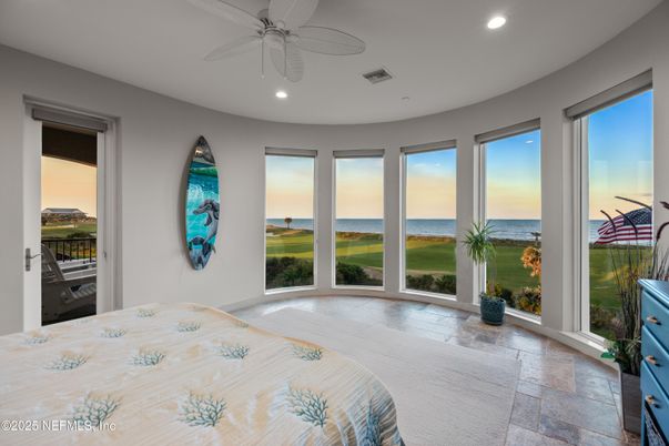Bedroom, Interior, Recessed Lighting, Water