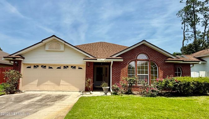 Attached, Exterior, Facade, Brick Facade, Brick Traditional